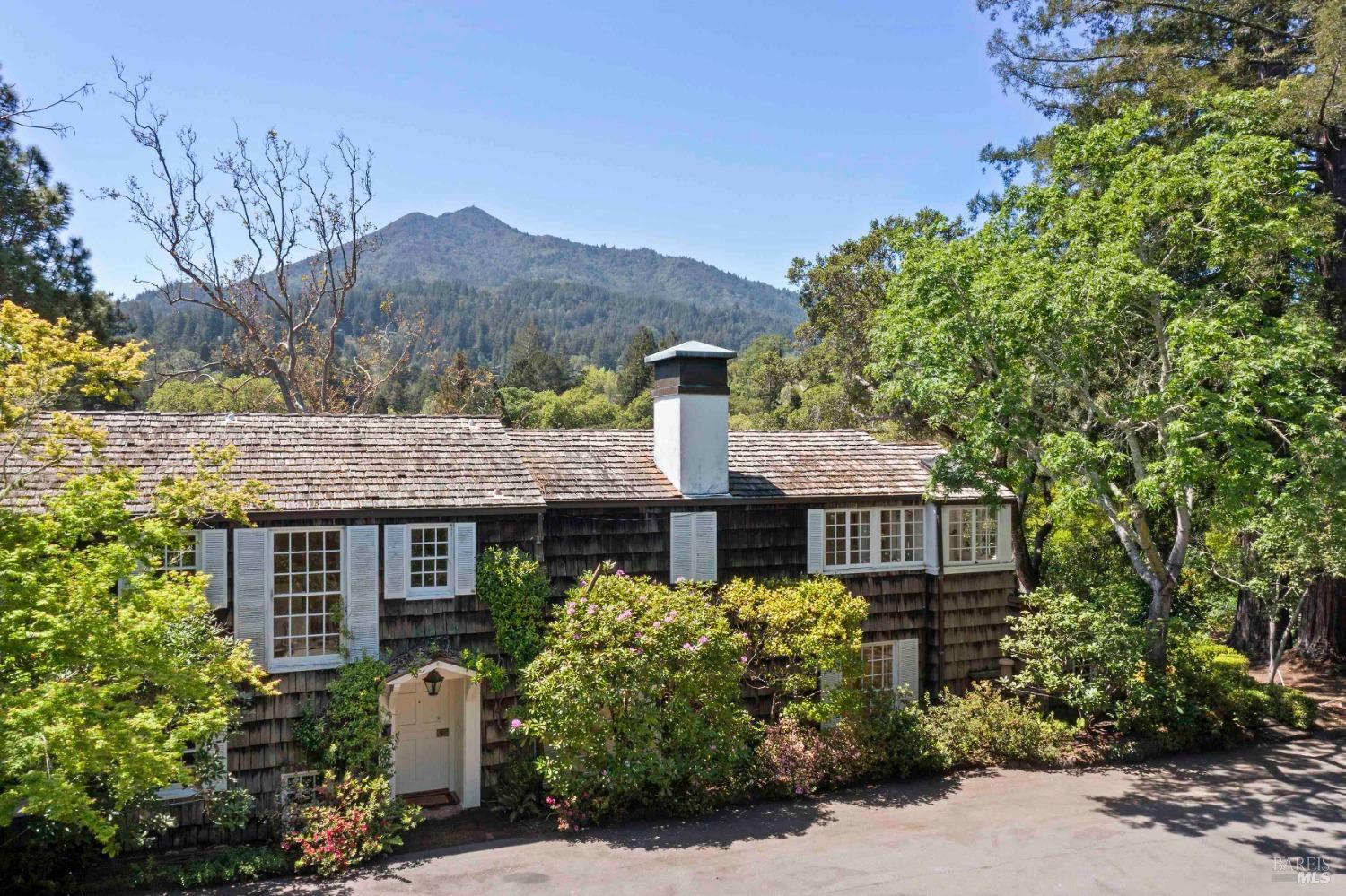 Photo of 1 Orchard Wy in Kentfield, CA