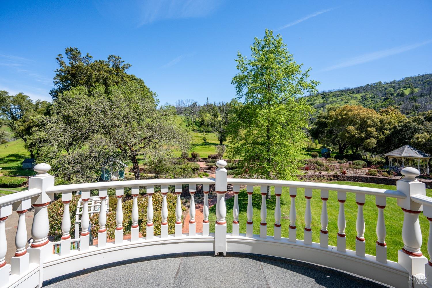 Detail Gallery Image 48 of 82 For 11535 East Rd, Redwood Valley,  CA 95470 - 5 Beds | 4/1 Baths