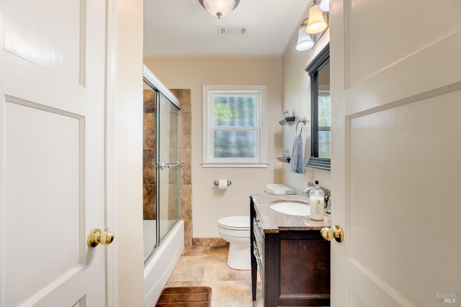 Detail Gallery Image 31 of 62 For 330 Monroe St, Napa,  CA 94559 - 3 Beds | 2 Baths