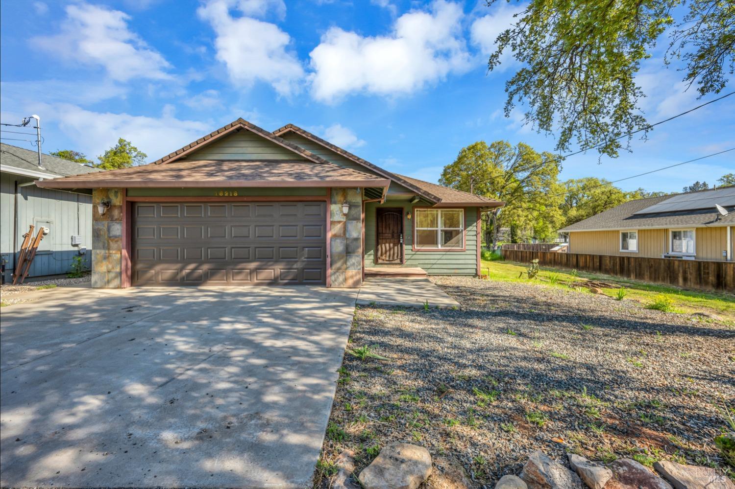 Photo of 16218 17th Ave in Clearlake, CA