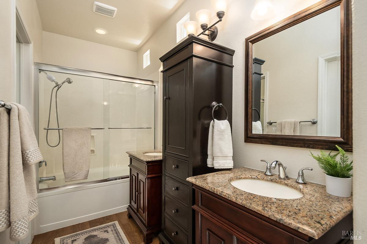 Detail Gallery Image 18 of 51 For 51 Ferdinand Way, Novato,  CA 94949 - 3 Beds | 2 Baths