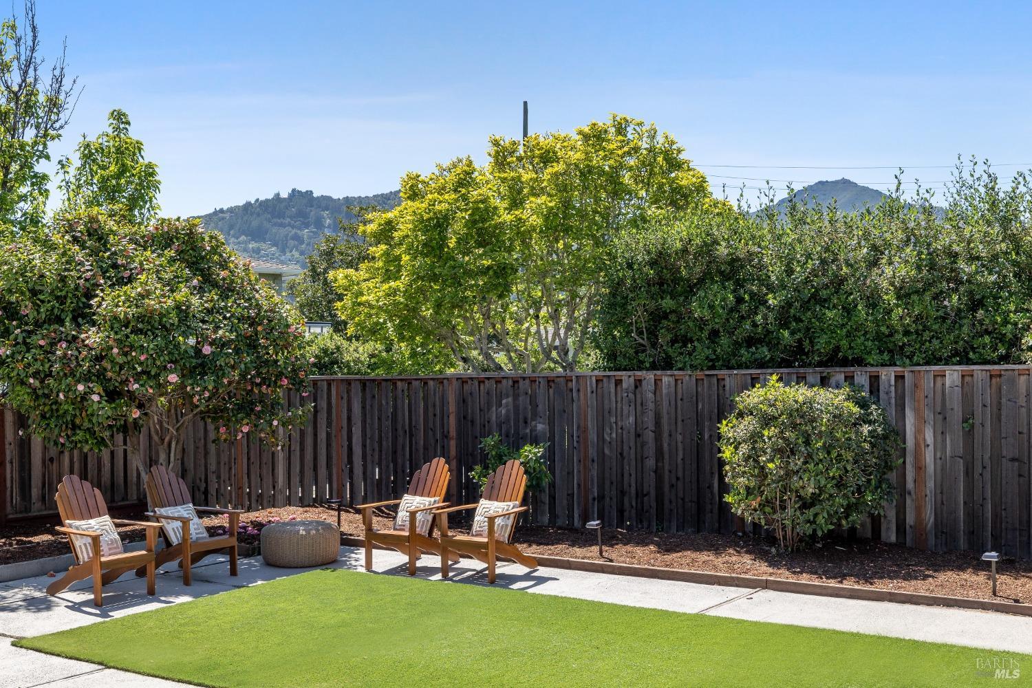 Detail Gallery Image 46 of 58 For 2 Tamal Vista Blvd, Corte Madera,  CA 94925 - 3 Beds | 2/1 Baths