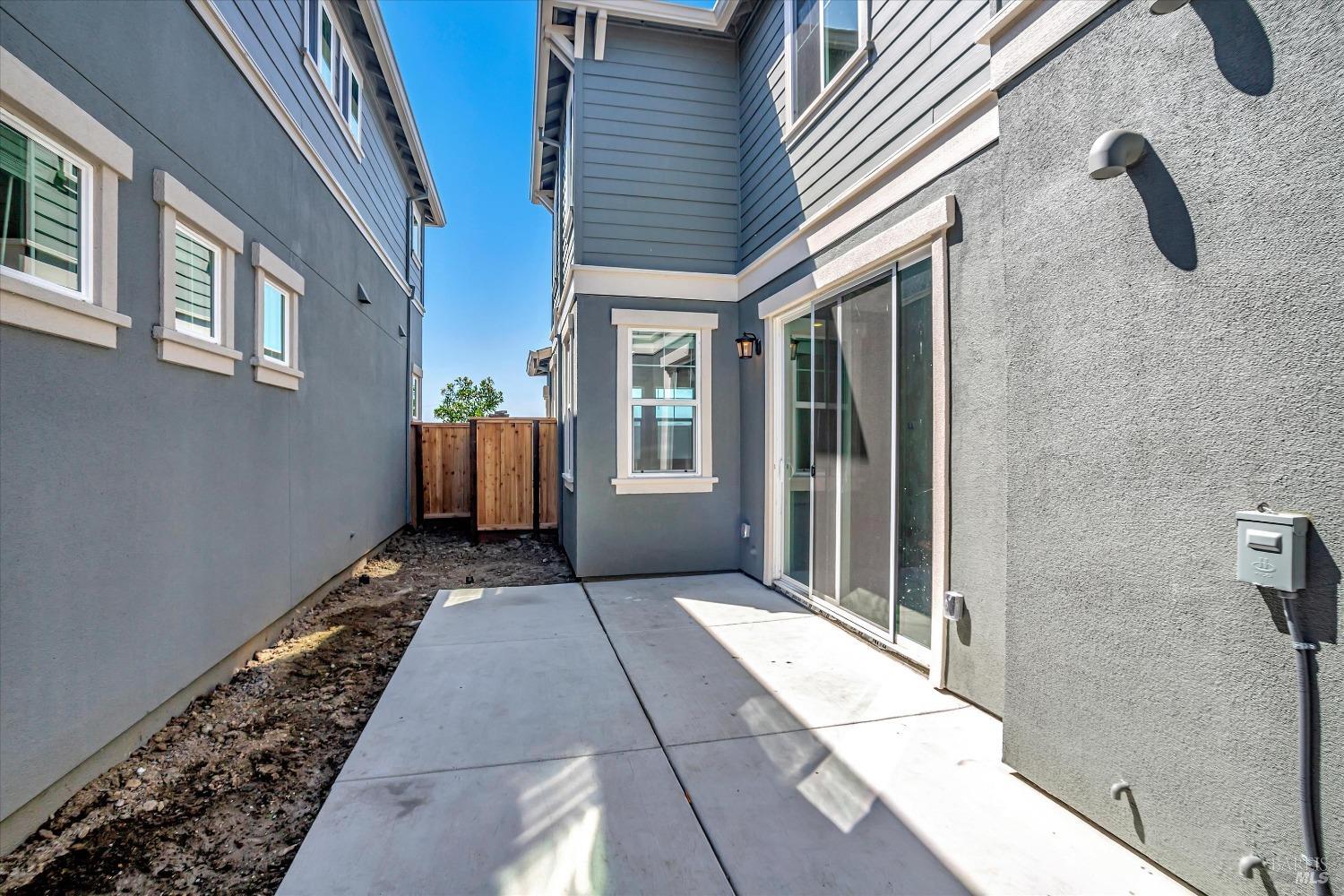Detail Gallery Image 23 of 24 For 817 Starfish St, Suisun City,  CA 94585 - 3 Beds | 2/1 Baths