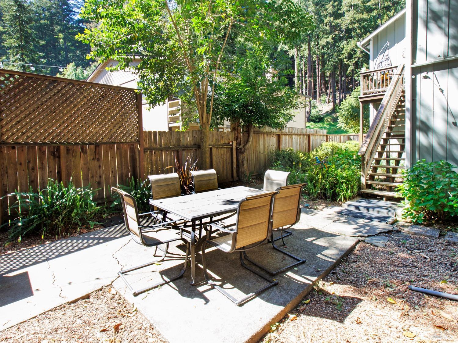 Detail Gallery Image 31 of 35 For 14290 Old Cazadero Rd, Guerneville,  CA 95446 - 2 Beds | 2 Baths