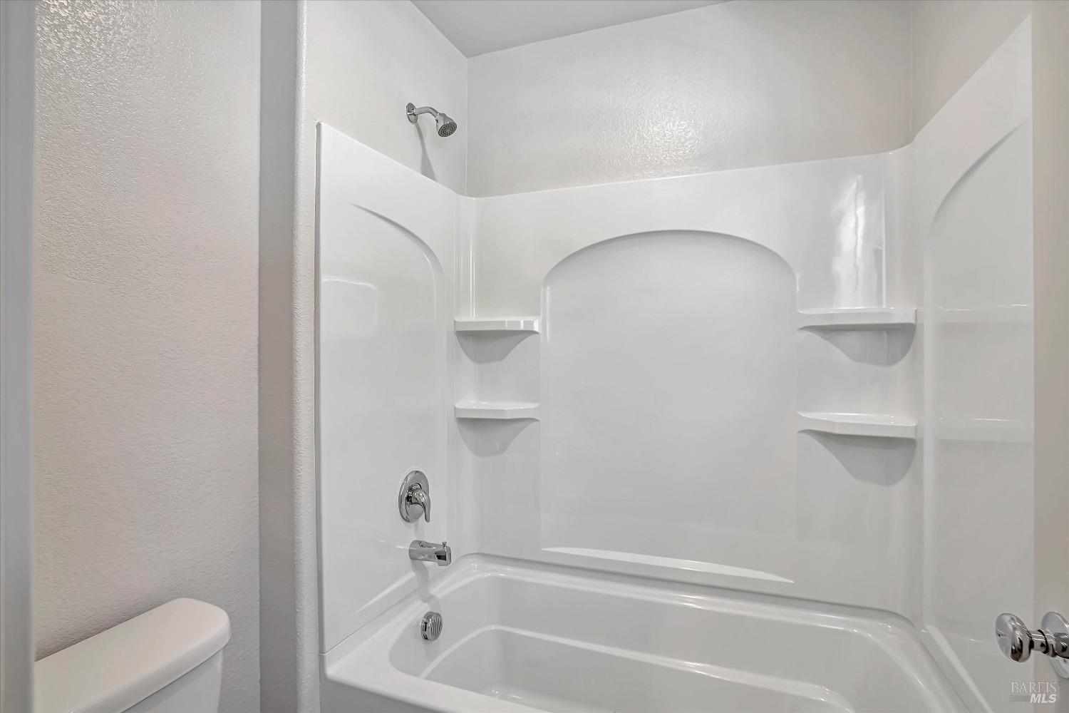 Detail Gallery Image 14 of 24 For 817 Starfish St, Suisun City,  CA 94585 - 3 Beds | 2/1 Baths