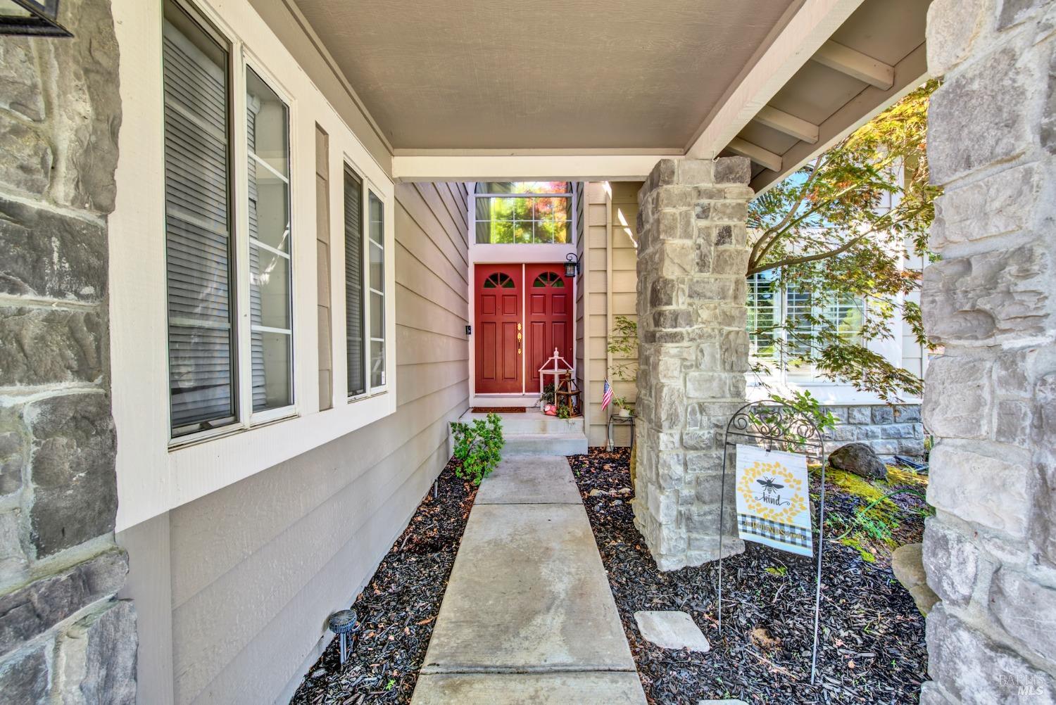Detail Gallery Image 21 of 99 For 2427 Las Hadas Ct, Fairfield,  CA 94534 - 4 Beds | 2/1 Baths