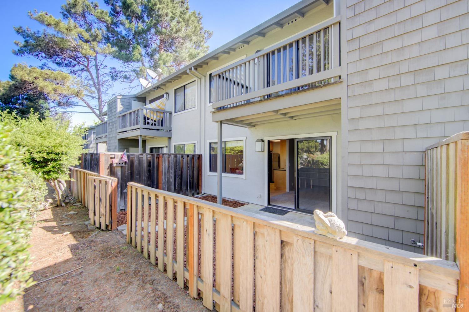 Detail Gallery Image 21 of 35 For 900 Cambridge Dr #137,  Benicia,  CA 94510 - 1 Beds | 1 Baths