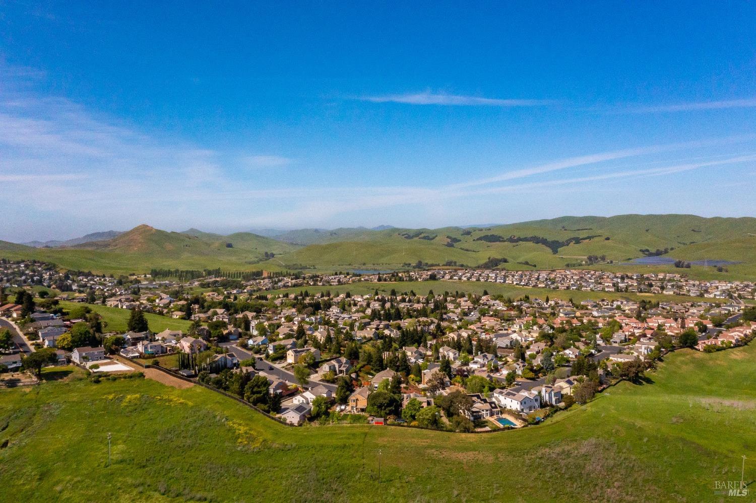 Detail Gallery Image 44 of 54 For 160 Carlisle Way, Benicia,  CA 94510 - 3 Beds | 1/1 Baths