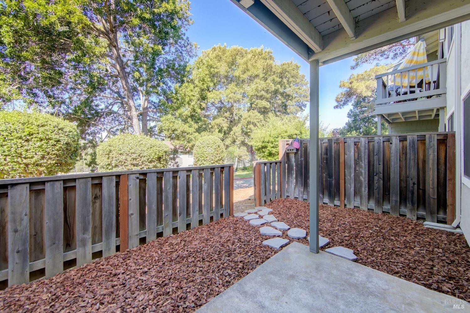 Detail Gallery Image 17 of 35 For 900 Cambridge Dr #137,  Benicia,  CA 94510 - 1 Beds | 1 Baths