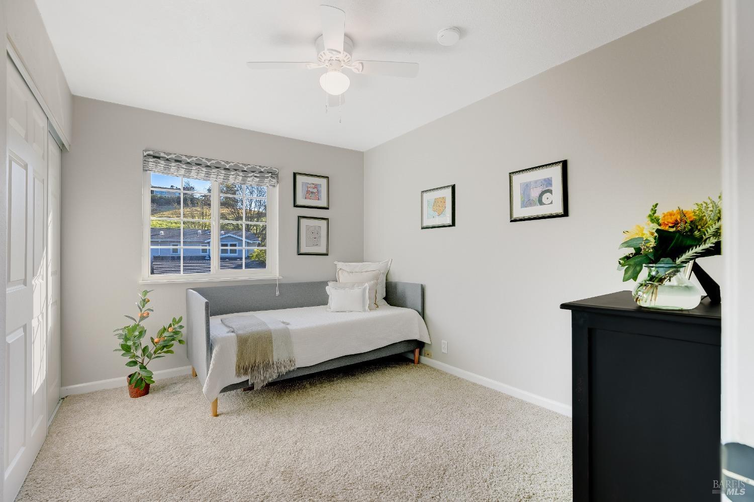 Detail Gallery Image 23 of 54 For 160 Carlisle Way, Benicia,  CA 94510 - 3 Beds | 1/1 Baths