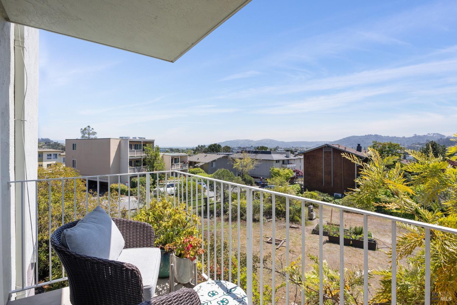 Detail Gallery Image 19 of 32 For 159 Lower via Casitas Unkn, Greenbrae,  CA 94904 - 2 Beds | 2 Baths