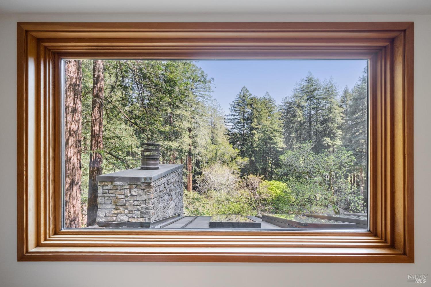Detail Gallery Image 49 of 69 For 95 Cascade Dr, Mill Valley,  CA 94941 - 5 Beds | 4/1 Baths