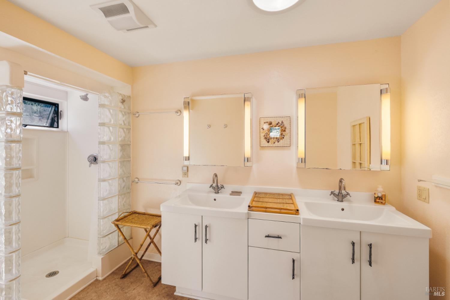 Detail Gallery Image 24 of 48 For 45520 Otter Point Cir, Mendocino,  CA 95460 - 3 Beds | 2 Baths