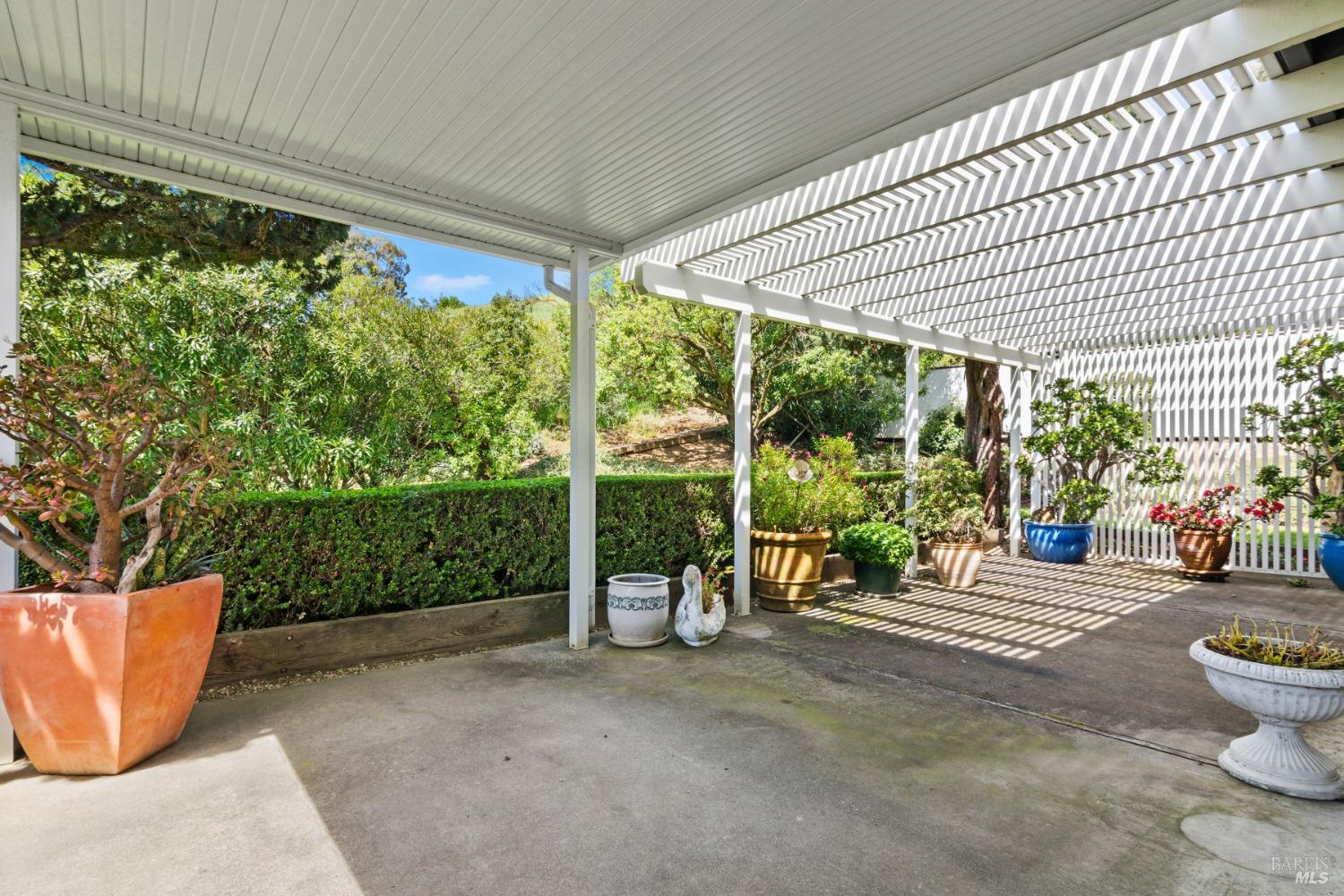 Detail Gallery Image 31 of 35 For 519 Hastings Dr, Benicia,  CA 94510 - 3 Beds | 2 Baths