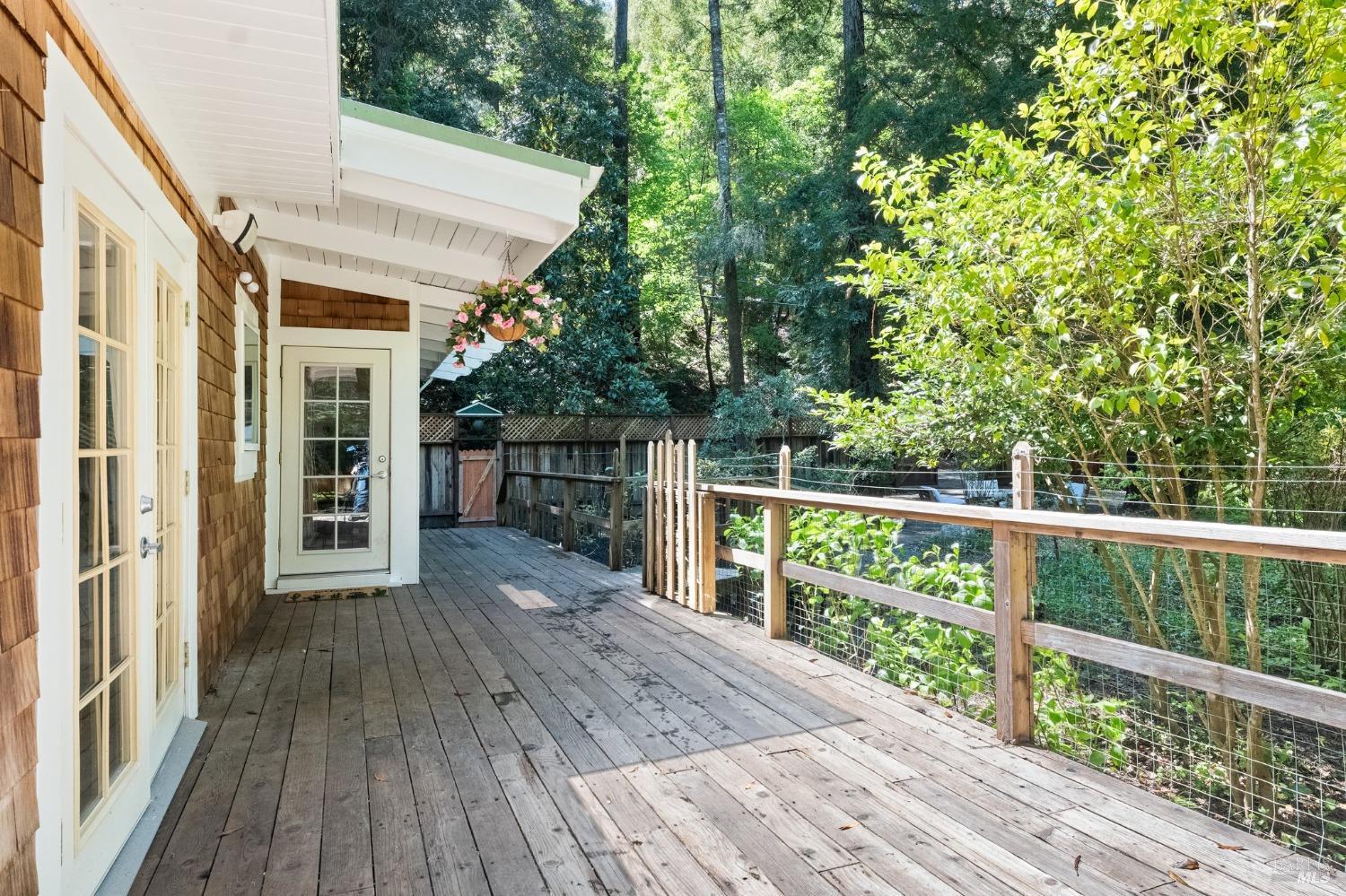 Detail Gallery Image 6 of 43 For 15521 Old Cazadero Rd, Guerneville,  CA 95446 - 2 Beds | 2 Baths