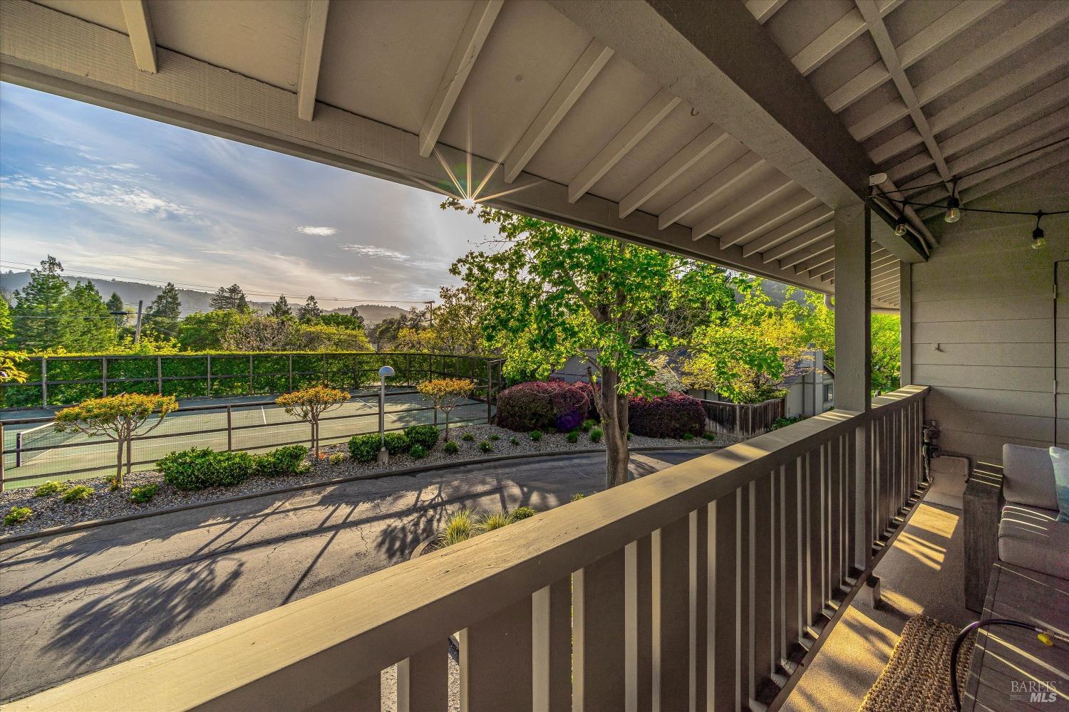 Detail Gallery Image 24 of 63 For 1990 Yountville Cross Rd, Yountville,  CA 94599 - 2 Beds | 2 Baths