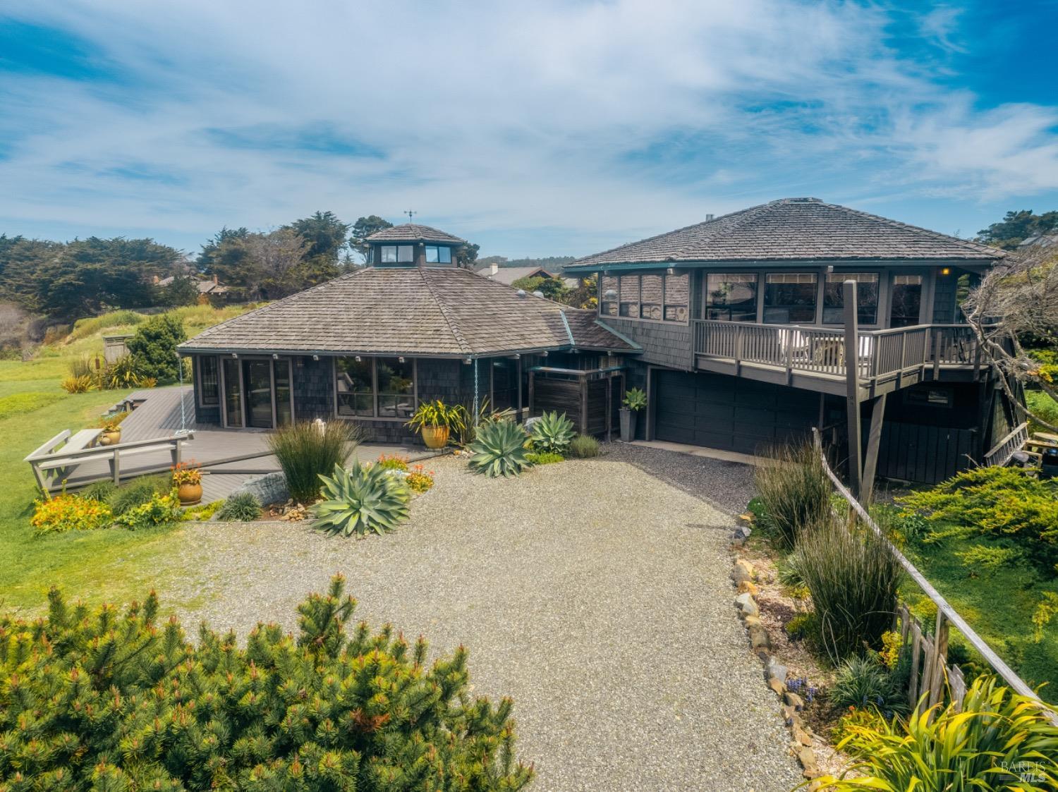 Detail Gallery Image 4 of 48 For 45520 Otter Point Cir, Mendocino,  CA 95460 - 3 Beds | 2 Baths