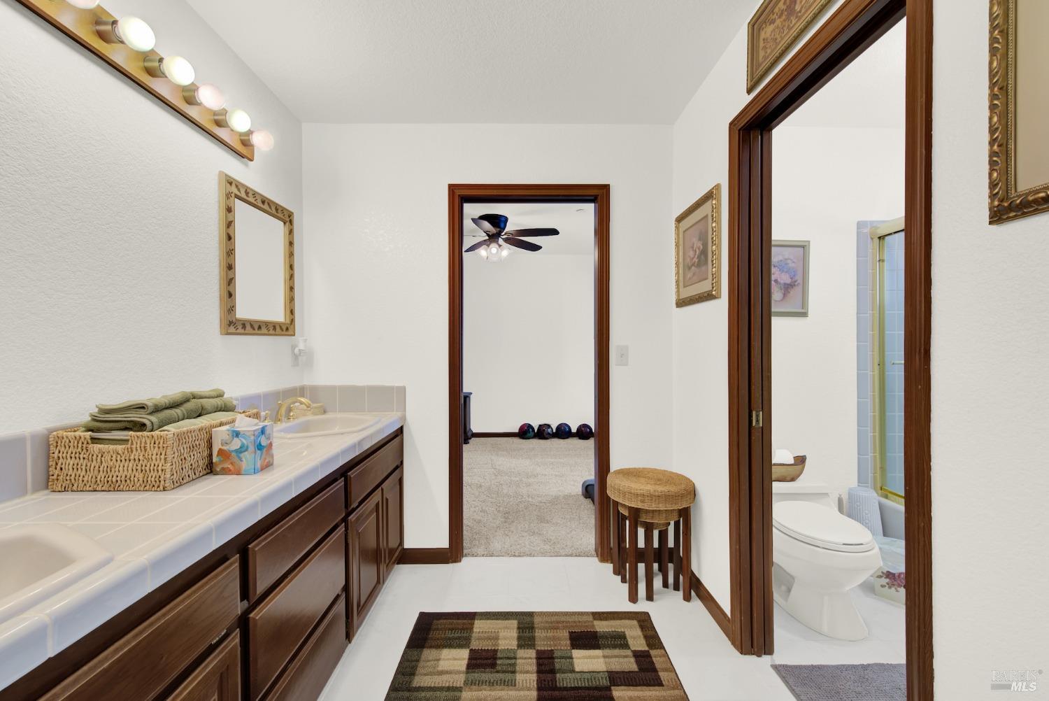 Detail Gallery Image 39 of 99 For 5202 Winding Way, Vacaville,  CA 95688 - 3 Beds | 2/1 Baths