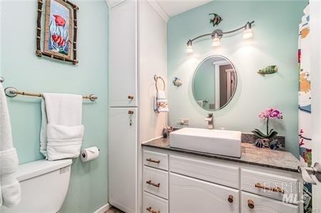 Detail Gallery Image 25 of 38 For 13801 Lakeshore Dr, Clearlake,  CA 95422 - 3 Beds | 2 Baths