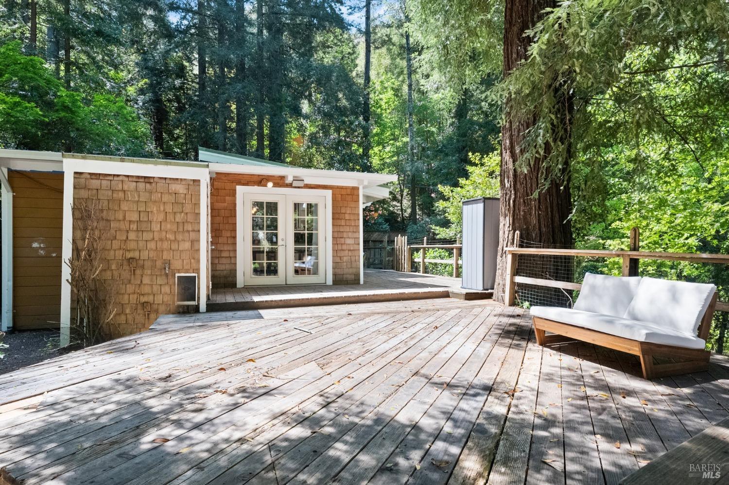 Detail Gallery Image 33 of 43 For 15521 Old Cazadero Rd, Guerneville,  CA 95446 - 2 Beds | 2 Baths