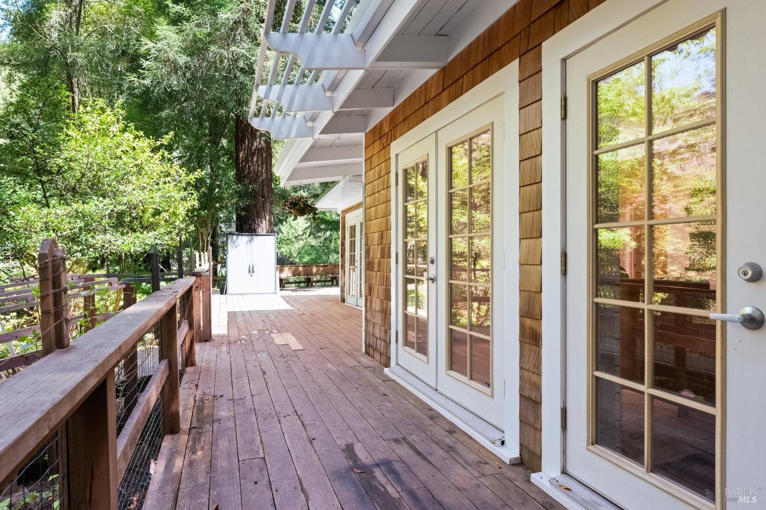 Detail Gallery Image 4 of 43 For 15521 Old Cazadero Rd, Guerneville,  CA 95446 - 2 Beds | 2 Baths