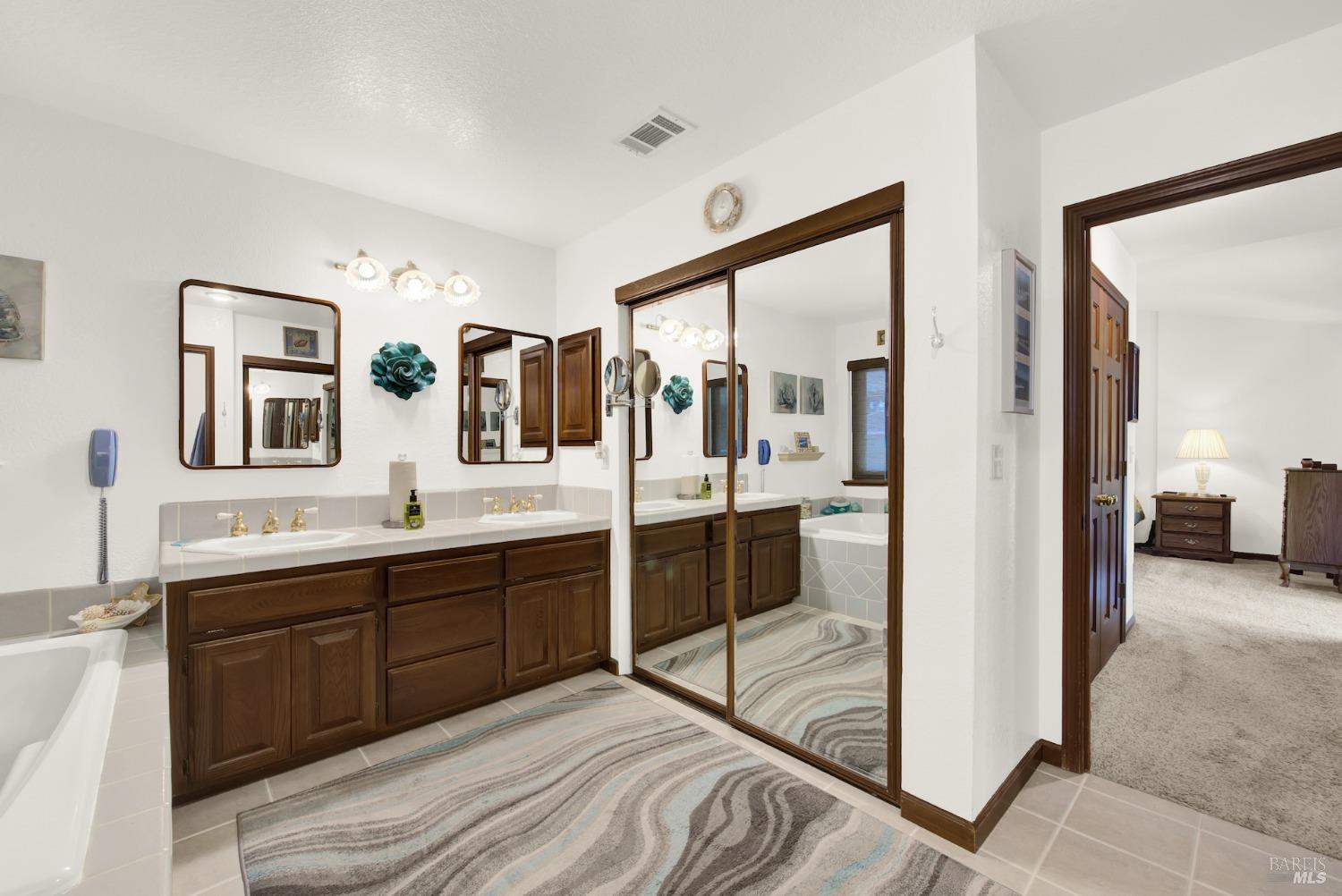 Detail Gallery Image 47 of 99 For 5202 Winding Way, Vacaville,  CA 95688 - 3 Beds | 2/1 Baths