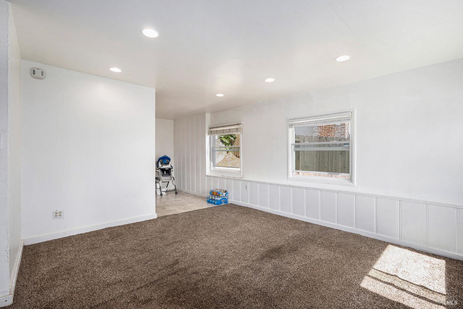 Detail Gallery Image 23 of 43 For 16925 Los Banos St, San Leandro,  CA 94578 - 5 Beds | 2 Baths