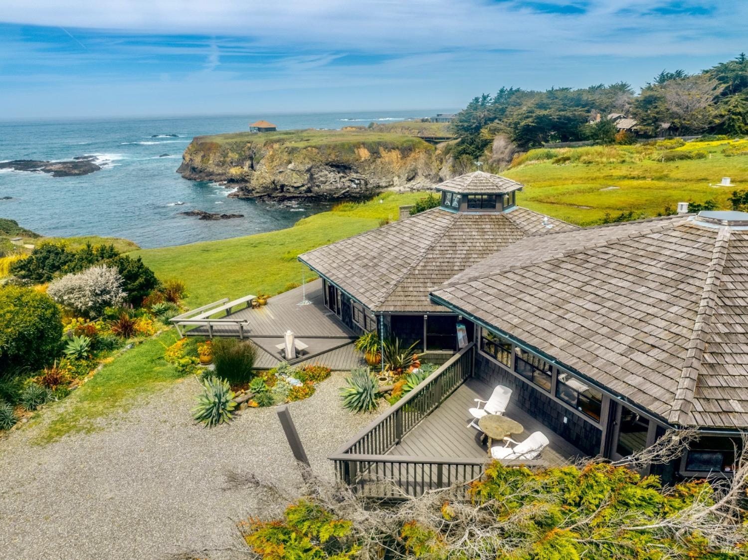 Detail Gallery Image 1 of 48 For 45520 Otter Point Cir, Mendocino,  CA 95460 - 3 Beds | 2 Baths
