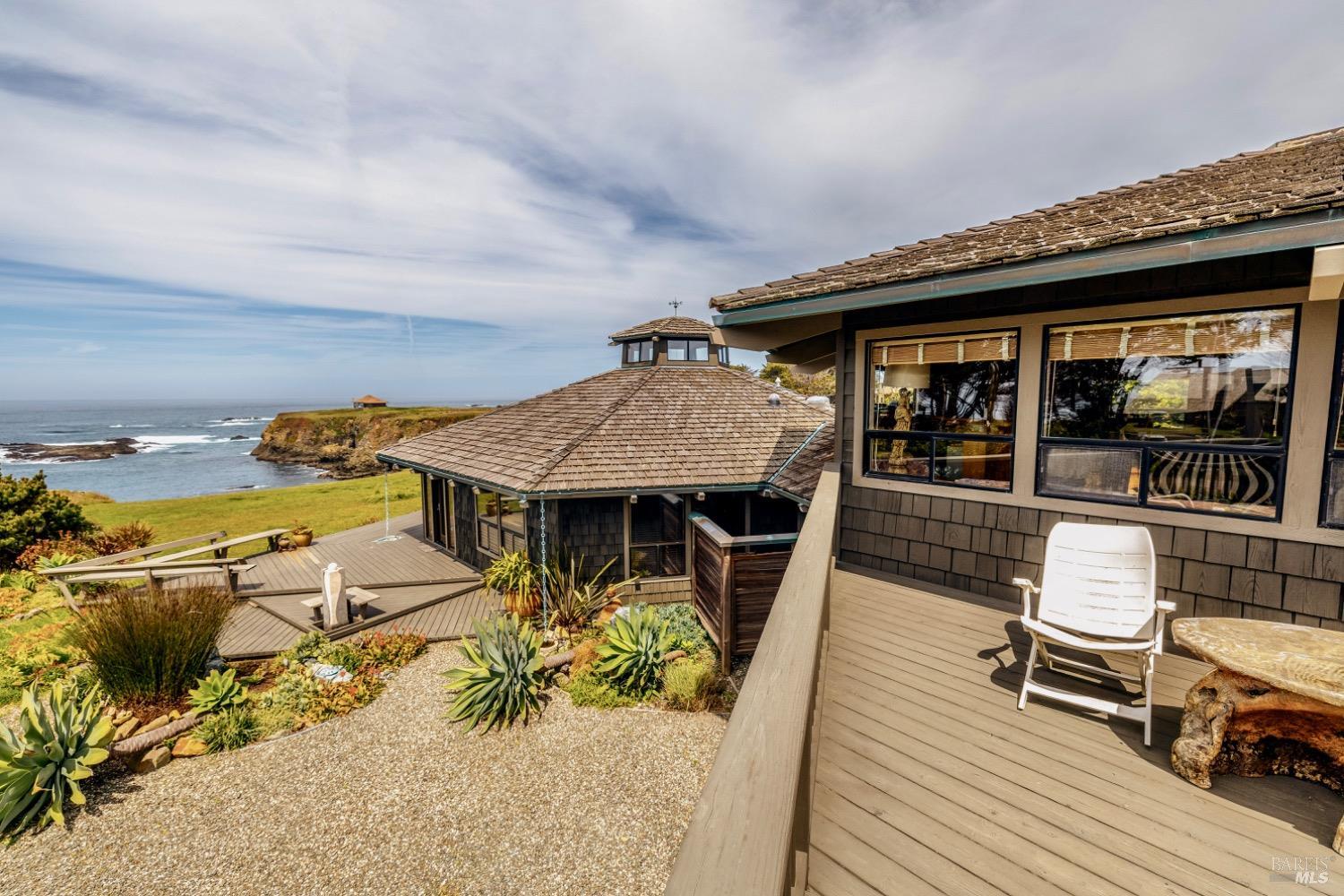 Detail Gallery Image 6 of 48 For 45520 Otter Point Cir, Mendocino,  CA 95460 - 3 Beds | 2 Baths