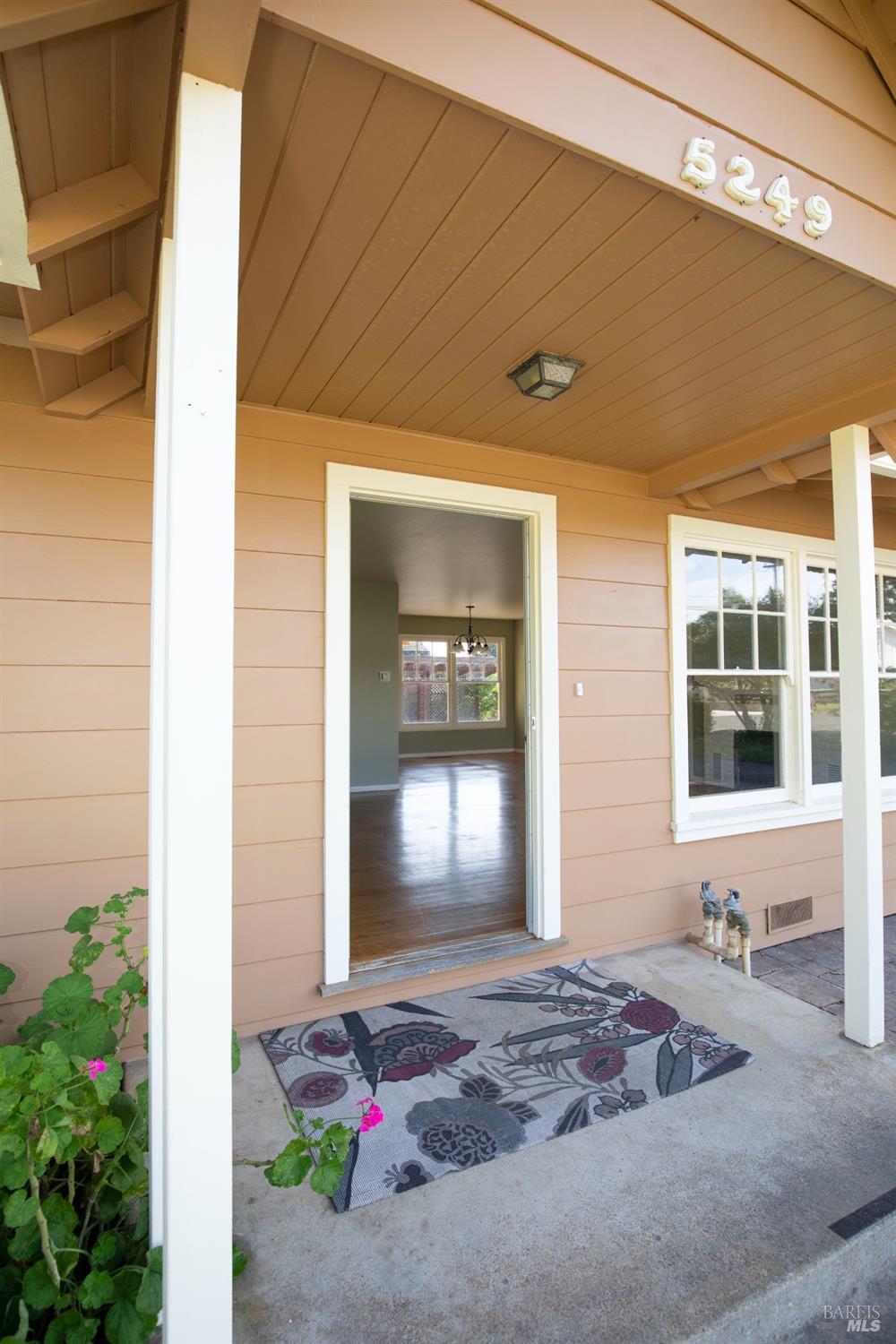 Detail Gallery Image 26 of 58 For 5249 Biava Ave, Napa,  CA 94558 - 3 Beds | 2 Baths