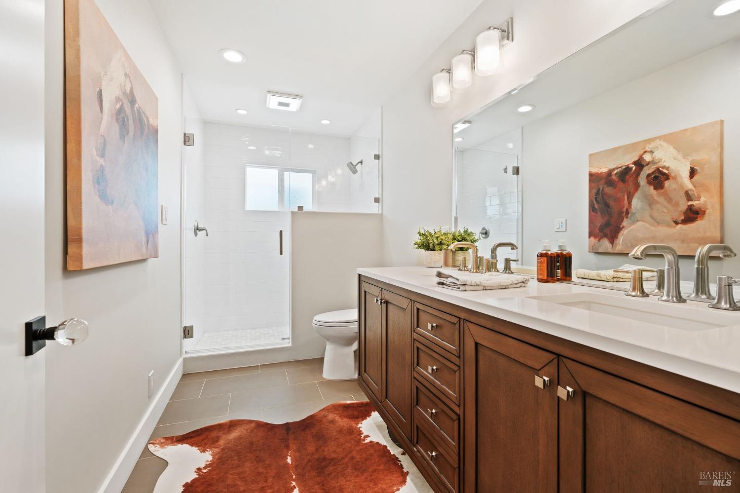 Detail Gallery Image 33 of 60 For 7 Gleneagle Cir, Napa,  CA 94558 - 6 Beds | 4/1 Baths