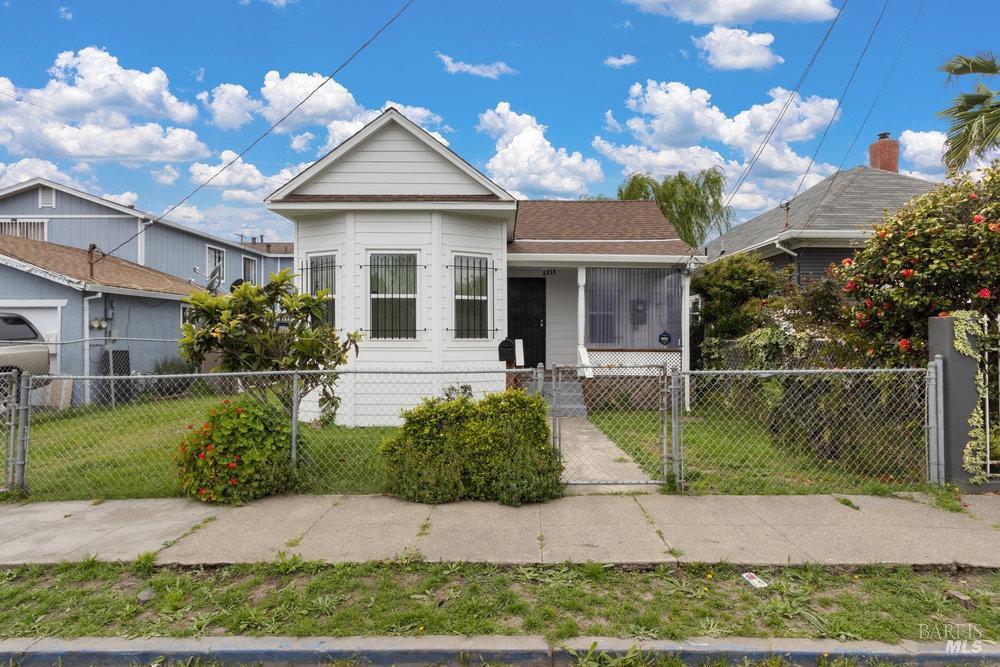 Photo of 131 3rd St in Richmond, CA