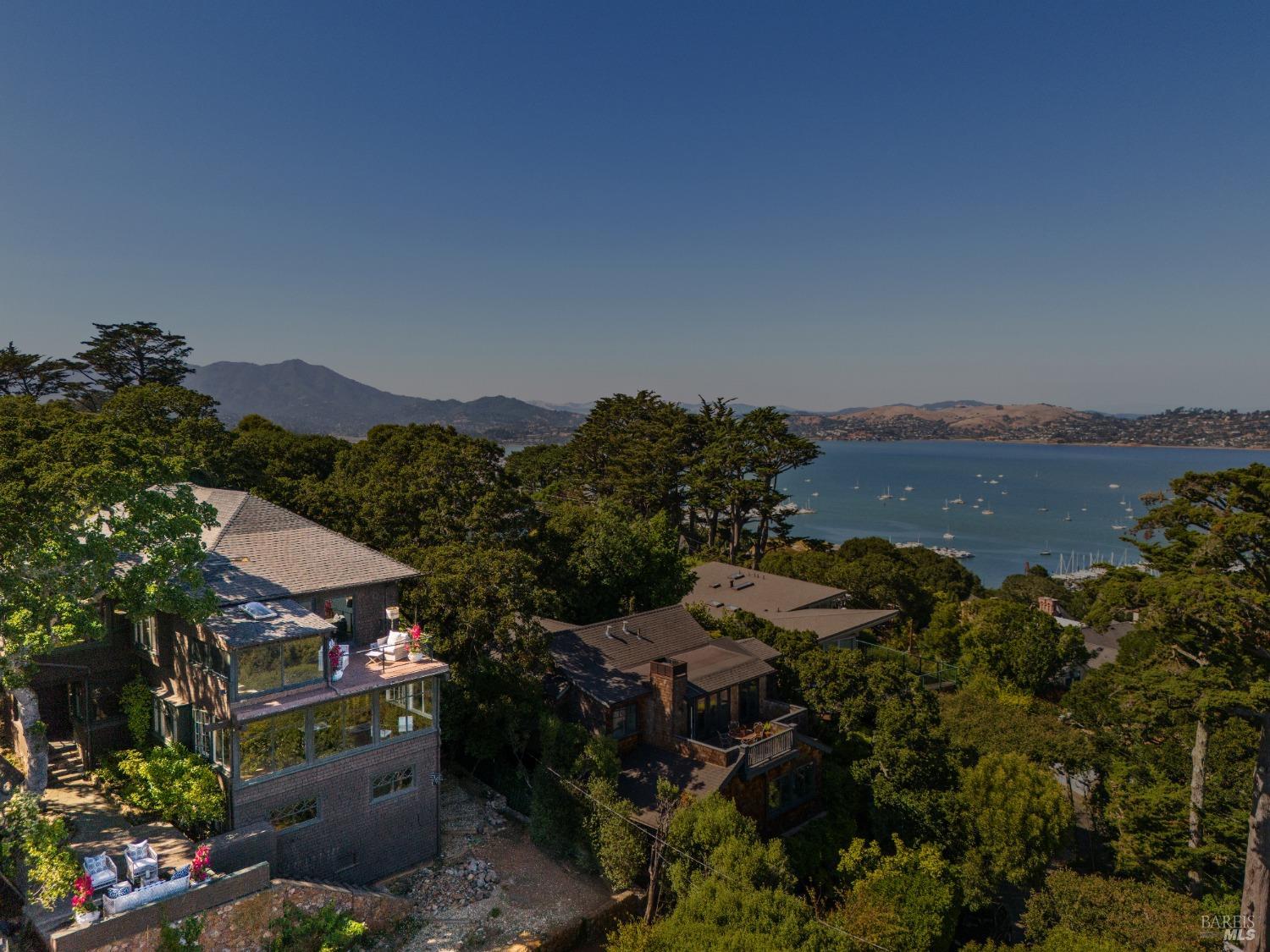 Detail Gallery Image 31 of 50 For 19 Prospect Ave, Sausalito,  CA 94965 - 4 Beds | 3/1 Baths