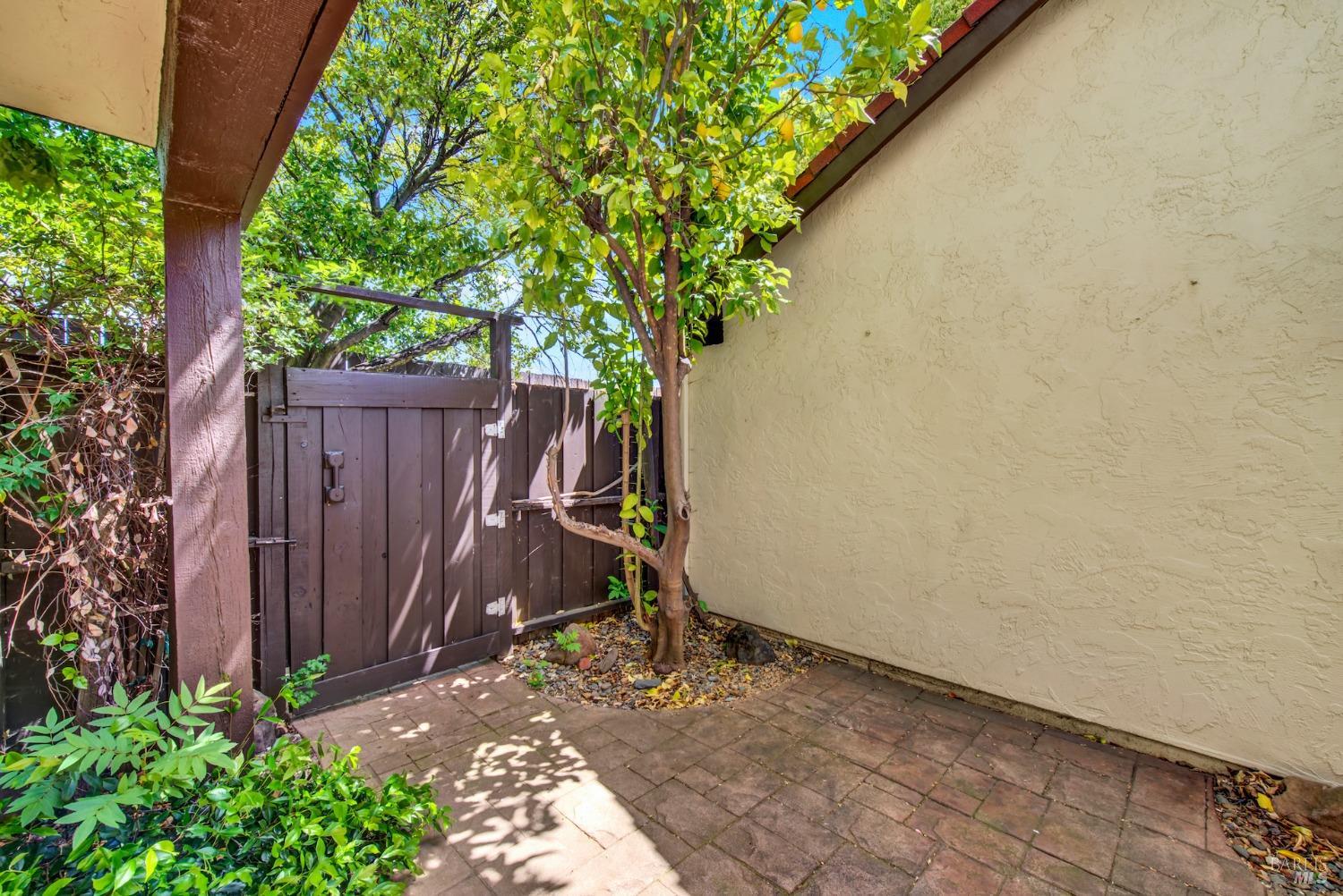 Detail Gallery Image 58 of 68 For 125 Fairoaks Dr, Vacaville,  CA 95688 - 2 Beds | 2/1 Baths
