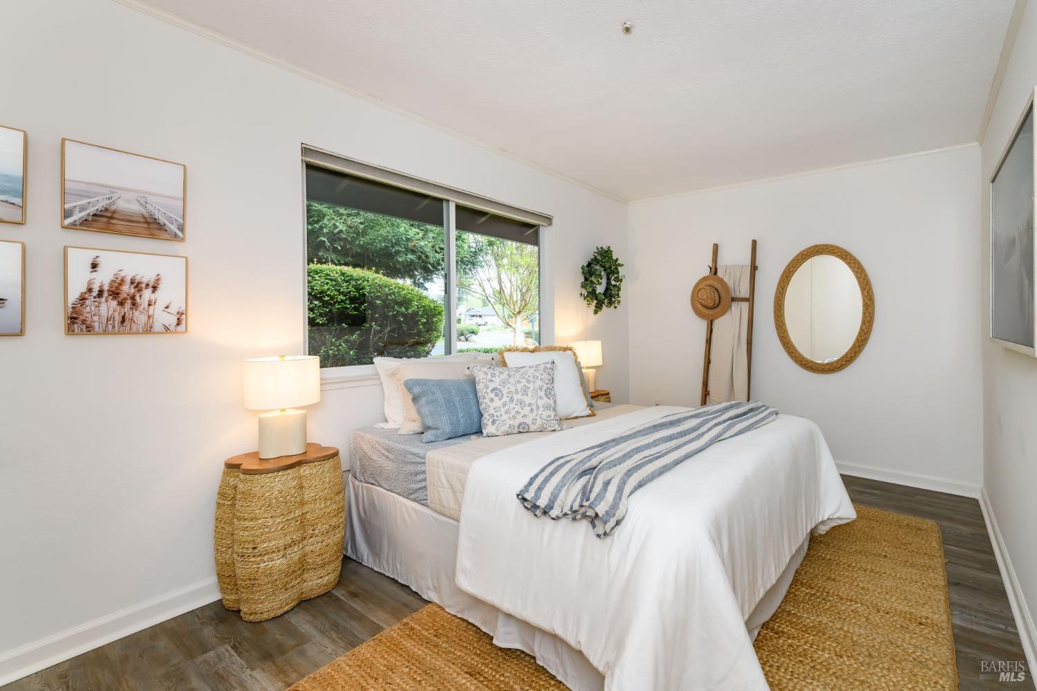 Detail Gallery Image 9 of 27 For 227 Lincoln Ave, Cotati,  CA 94931 - 2 Beds | 1 Baths