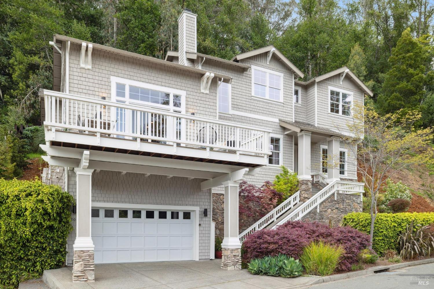 Detail Gallery Image 12 of 27 For 508 Blue Jay Way, Mill Valley,  CA 94941 - 4 Beds | 2/1 Baths