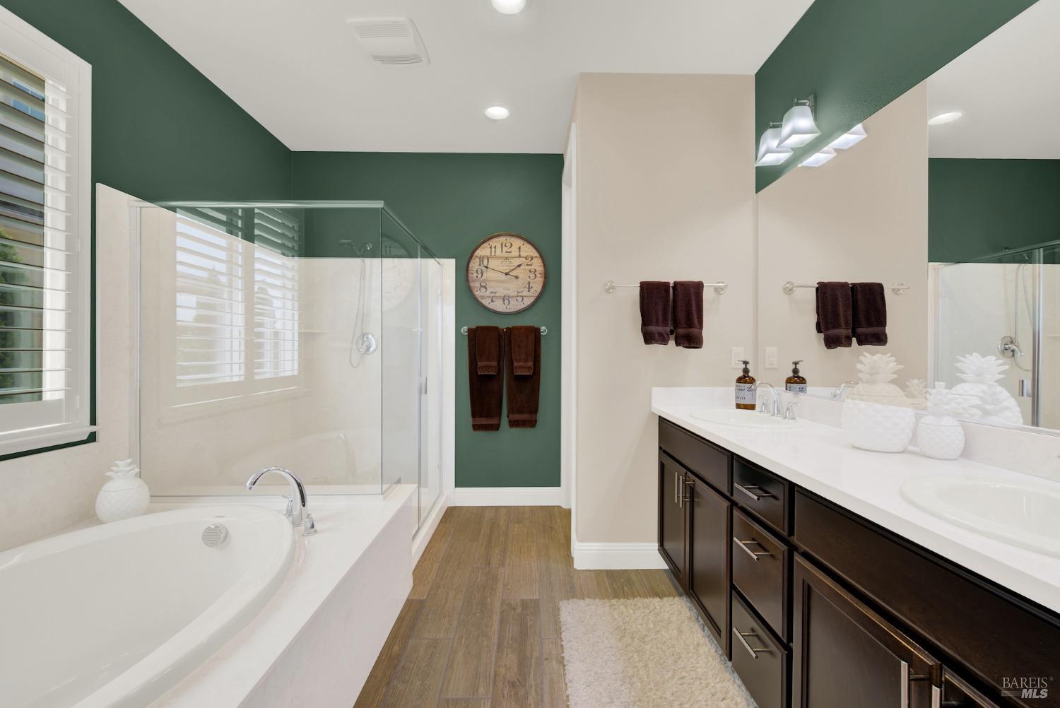 Detail Gallery Image 27 of 54 For 355 Epic St, Vacaville,  CA 95688 - 3 Beds | 2 Baths