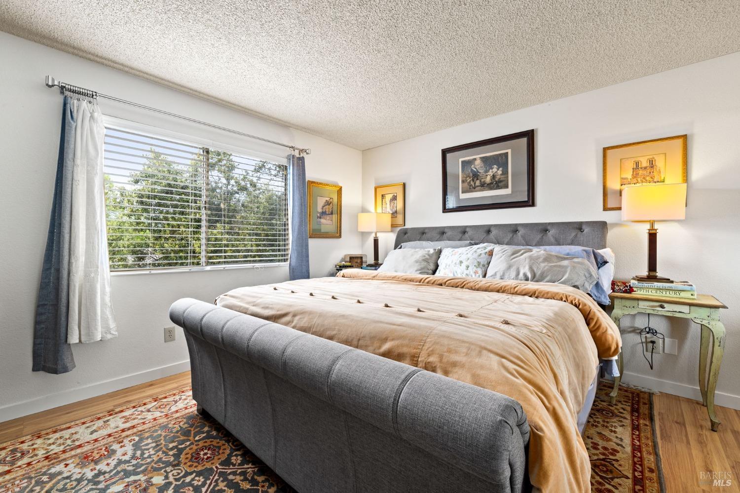 Detail Gallery Image 17 of 26 For 1720 Oldfield Way, Santa Rosa,  CA 95401 - 3 Beds | 1/1 Baths