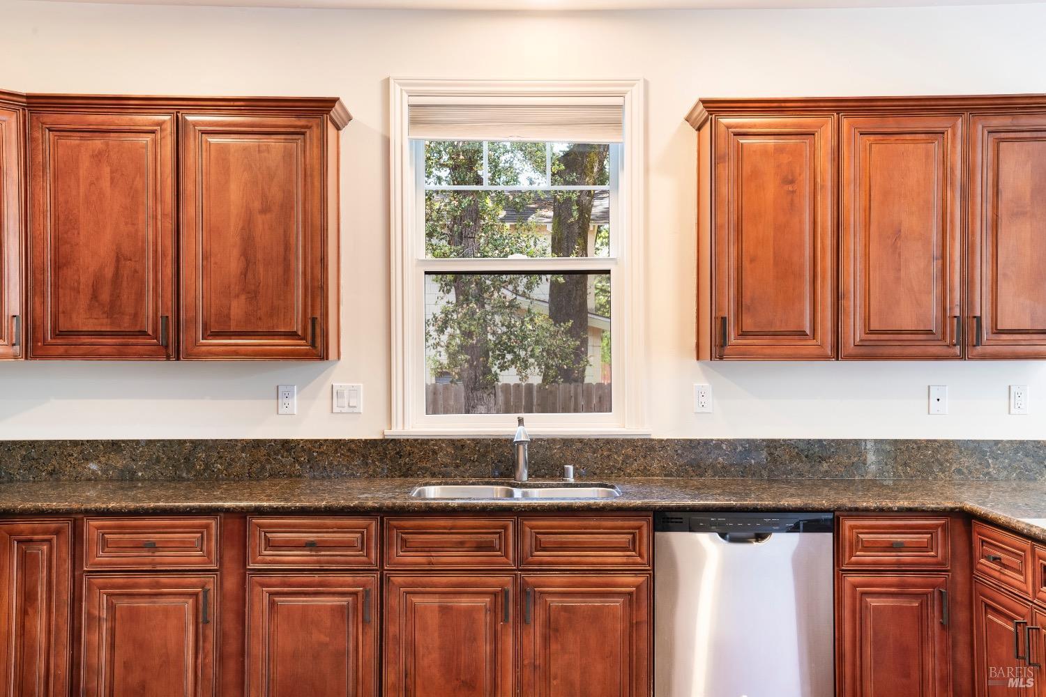 Detail Gallery Image 32 of 54 For 1365 Magnolia Ave, Saint Helena,  CA 94574 - 3 Beds | 2/1 Baths