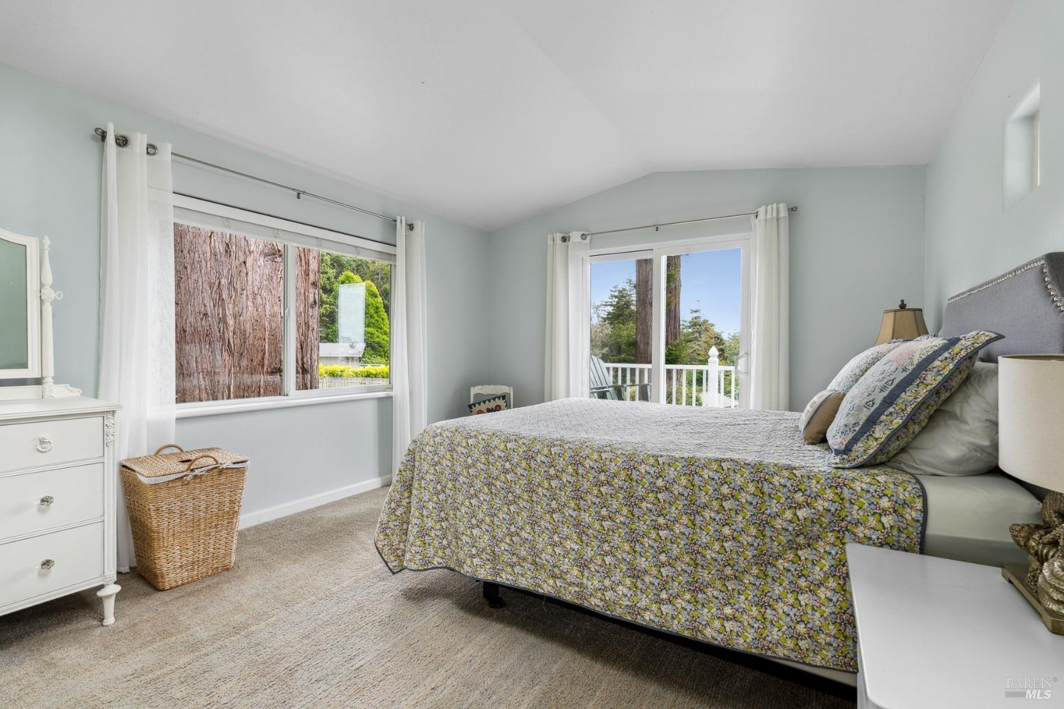Detail Gallery Image 19 of 34 For 35540 Ocean View Ct, Anchor Bay,  CA 95445 - 3 Beds | 3/1 Baths