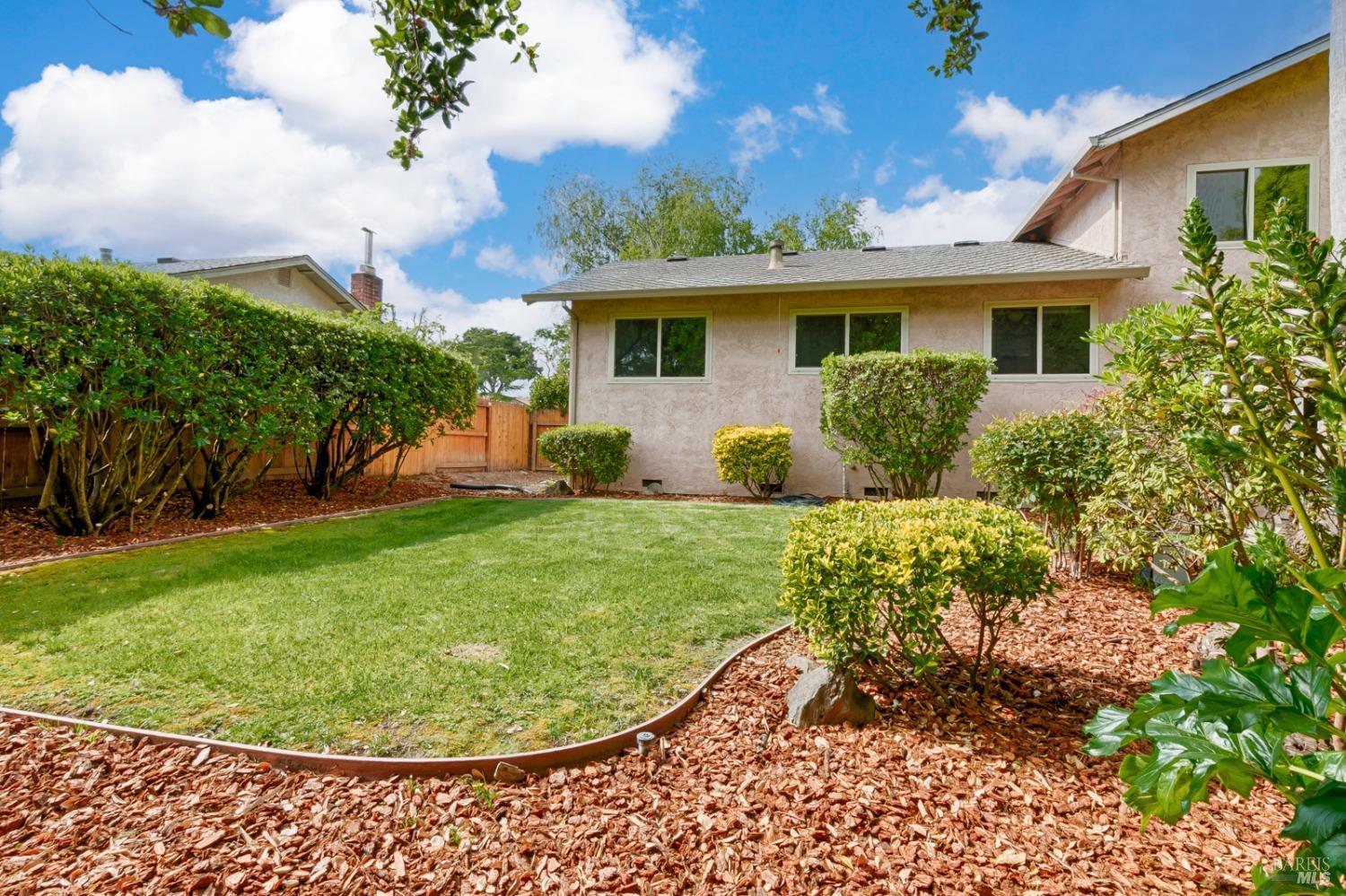 Detail Gallery Image 52 of 58 For 2174 Nightingale Dr, Santa Rosa,  CA 95403 - 4 Beds | 2/1 Baths