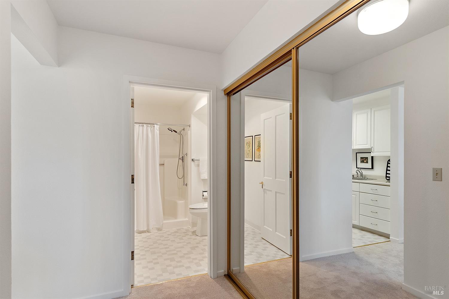 Detail Gallery Image 13 of 38 For 100 Thorndale Dr #149,  San Rafael,  CA 94903 - 2 Beds | 2 Baths