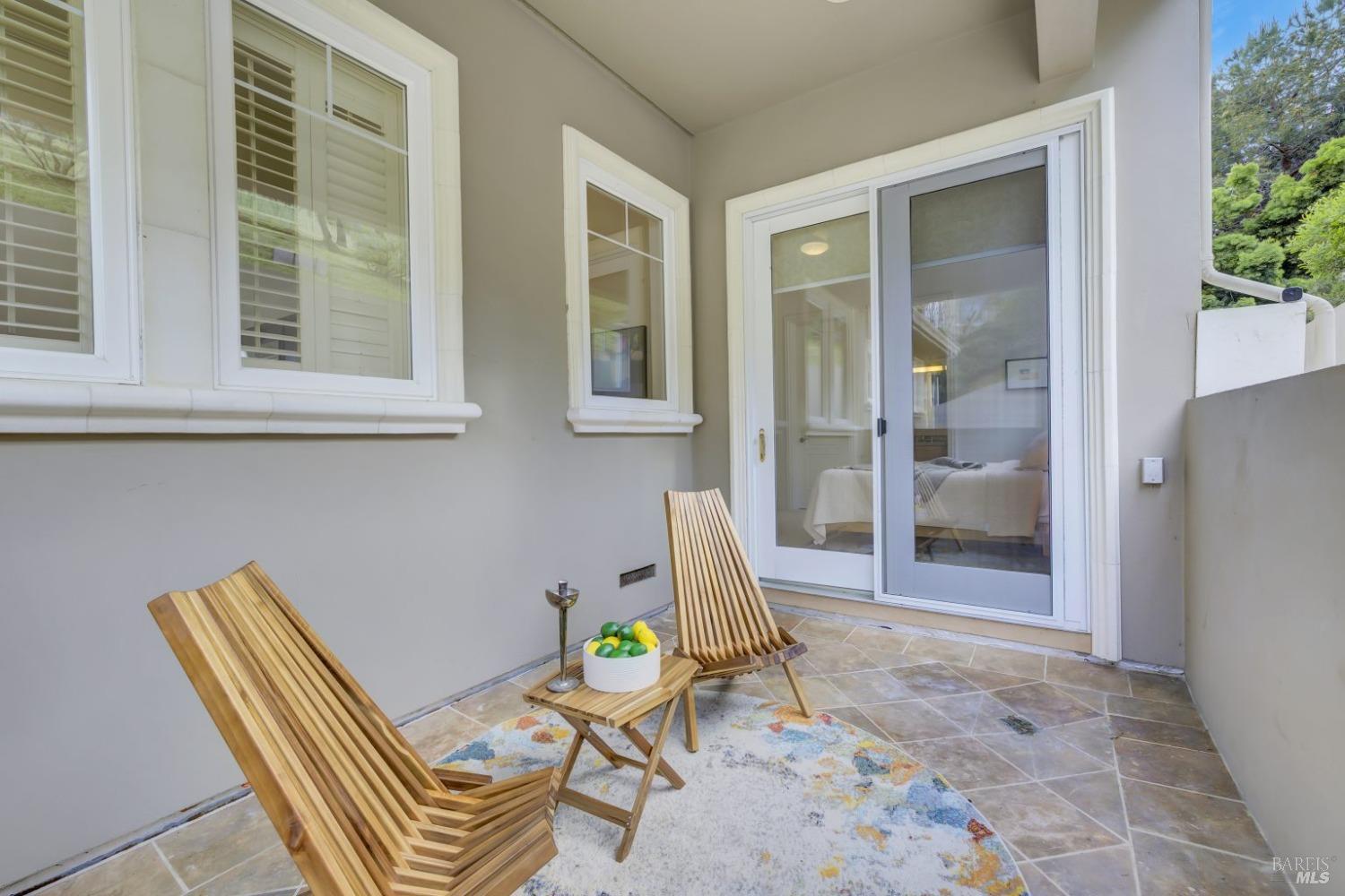 Detail Gallery Image 36 of 72 For 81 Vista Del Sol Unkn, Mill Valley,  CA 94941 - 5 Beds | 5/1 Baths