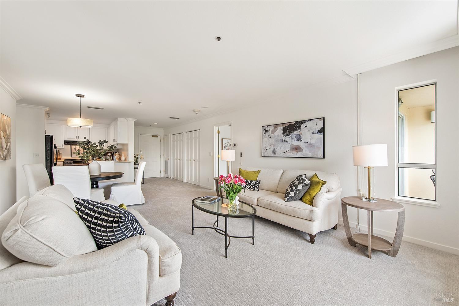 Detail Gallery Image 9 of 41 For 100 Thorndale Dr #340,  San Rafael,  CA 94903 - 2 Beds | 2 Baths