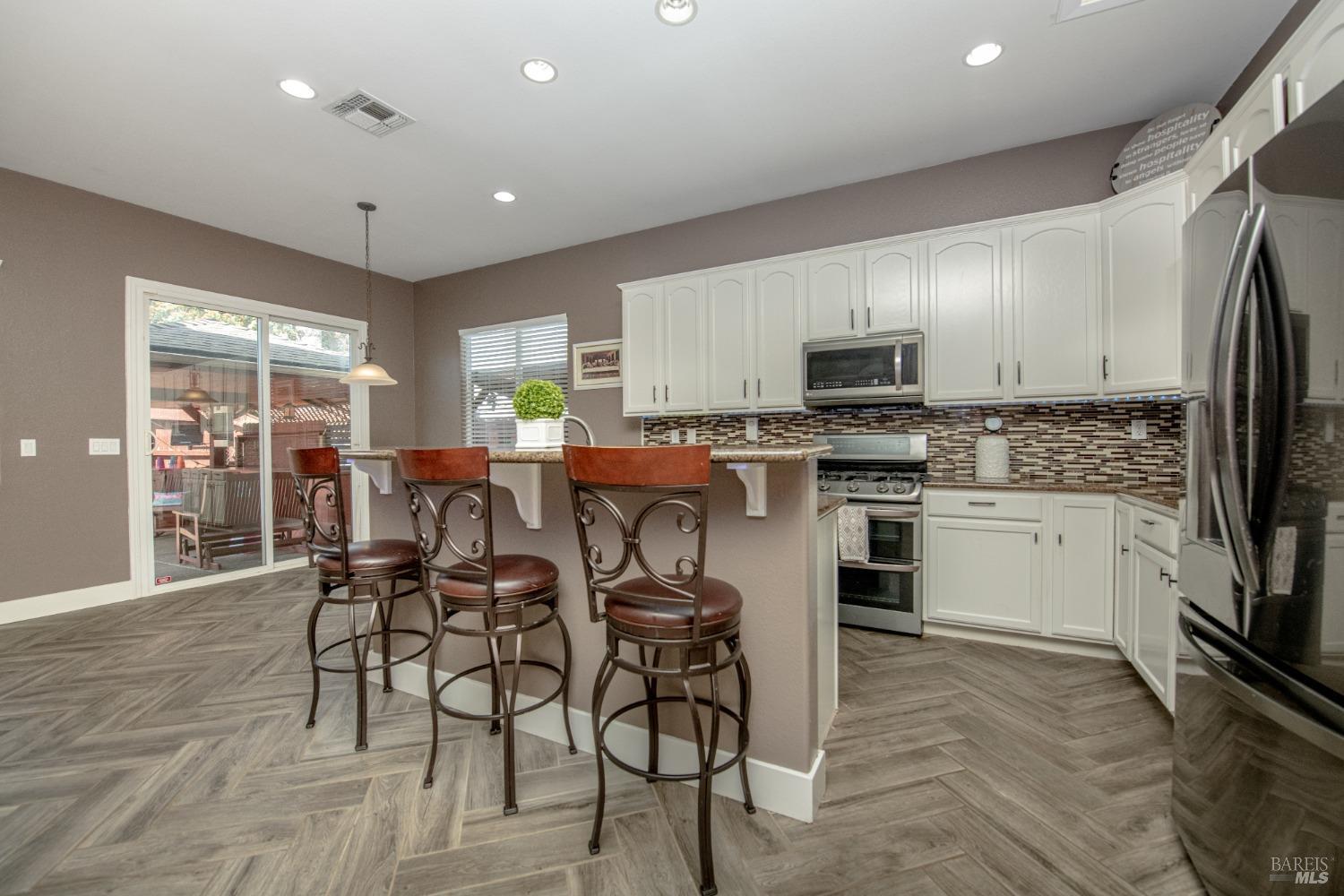 Detail Gallery Image 30 of 62 For 1641 Hickam Cir, Suisun City,  CA 94585 - 4 Beds | 2 Baths