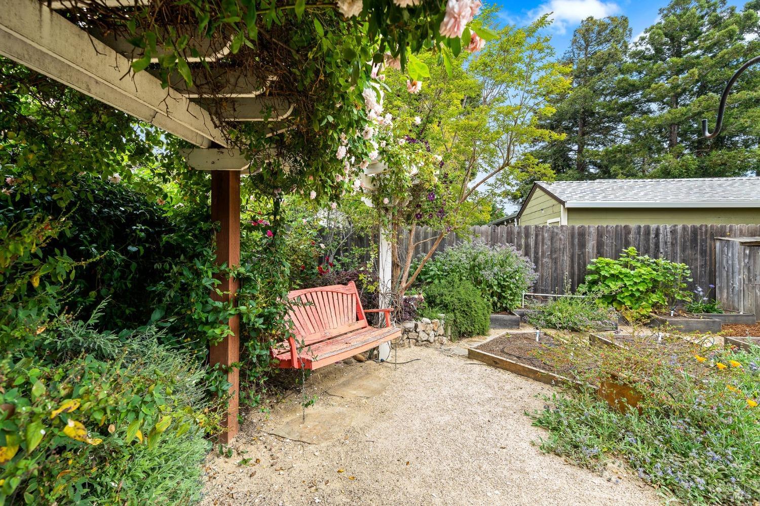 Detail Gallery Image 21 of 26 For 921 Elane Way, Benicia,  CA 94510 - 4 Beds | 2 Baths