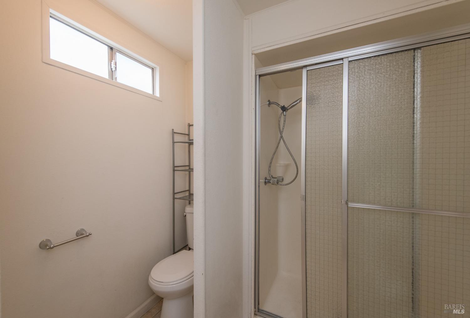 Detail Gallery Image 23 of 26 For 213 Redwing Dr, Santa Rosa,  CA 95409 - 2 Beds | 2 Baths