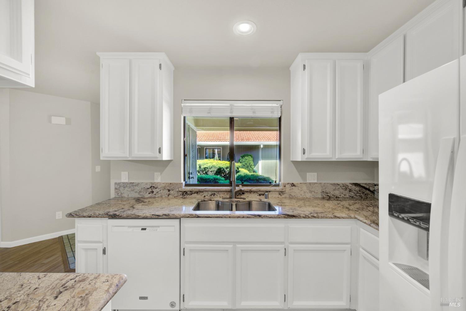 Detail Gallery Image 12 of 28 For 166 Bryce Way, Vacaville,  CA 95687 - 2 Beds | 2 Baths