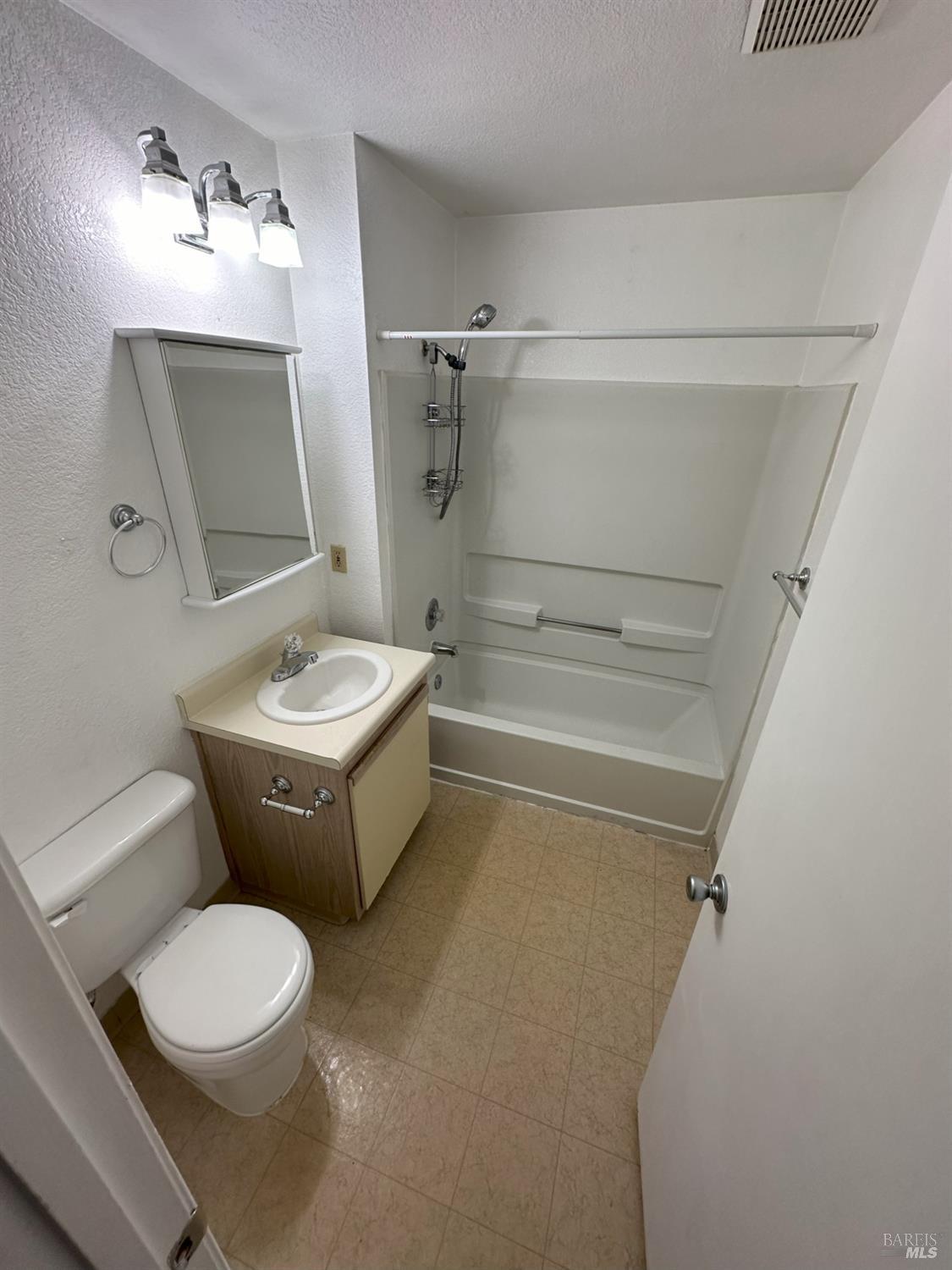 Detail Gallery Image 15 of 21 For 8201 Camino Colegio Unkn #213,  Rohnert Park,  CA 94928 - 1 Beds | 1 Baths