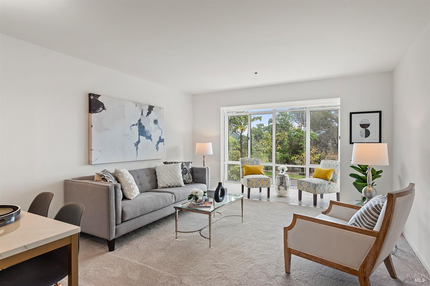Detail Gallery Image 3 of 38 For 100 Thorndale Dr #149,  San Rafael,  CA 94903 - 2 Beds | 2 Baths